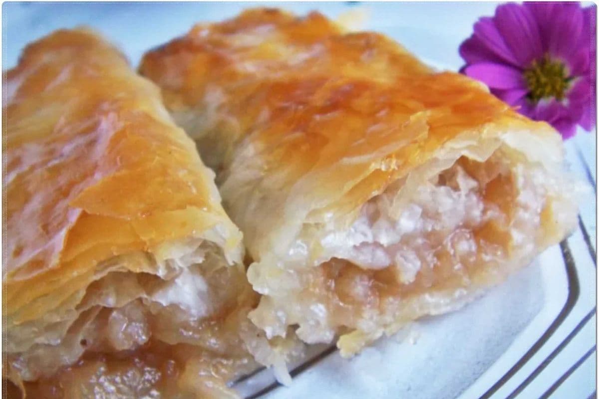 Apple Pie Slice (340 Cal)