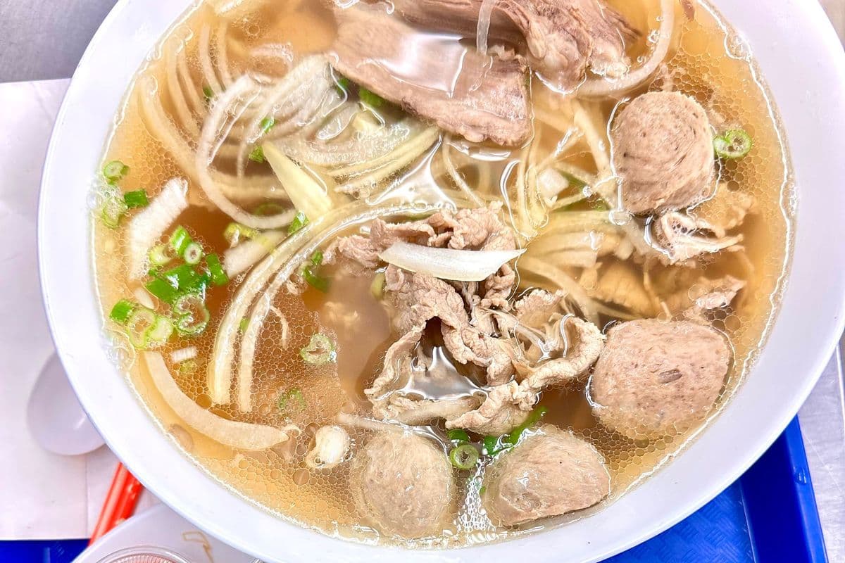 P1. Well-done Beef Noodle Soup