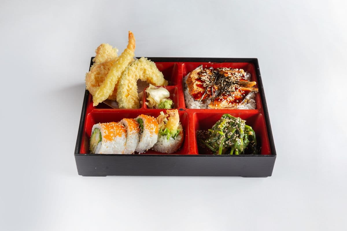 Unagi or Saba Box