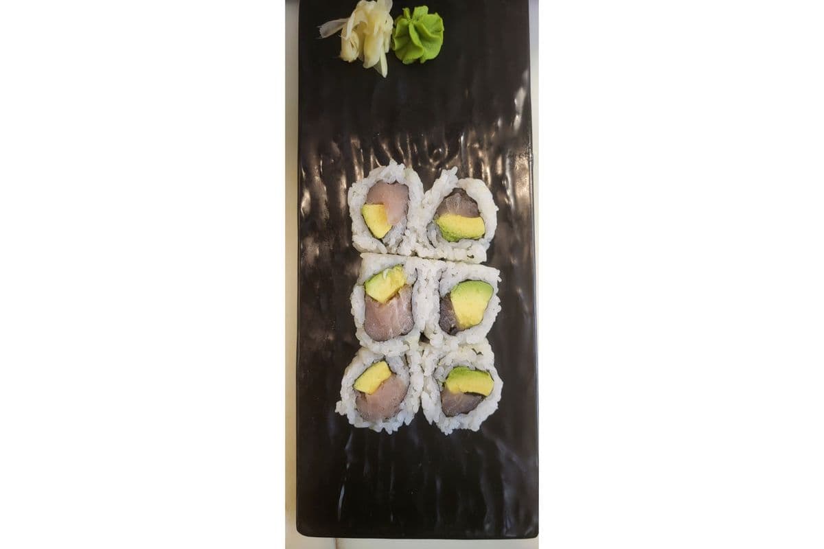 Avocado with Tuna Roll