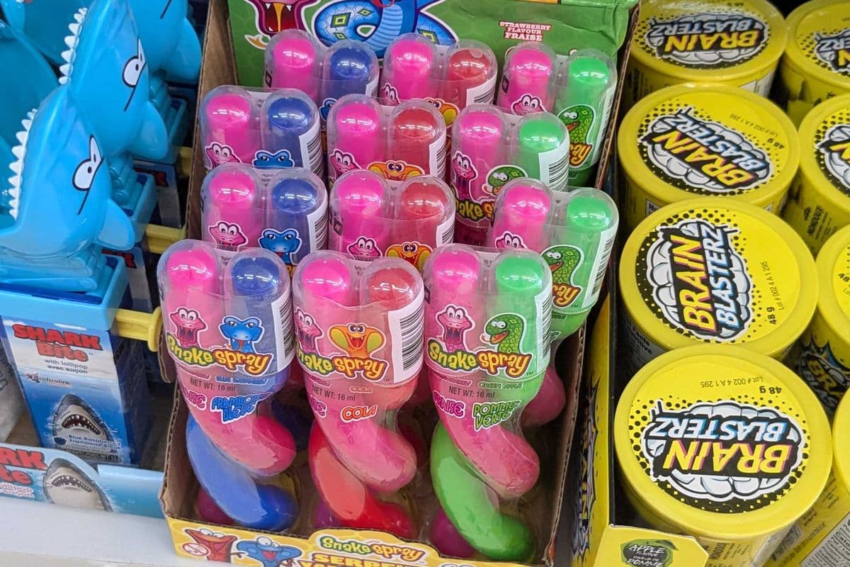 Snake spray candy