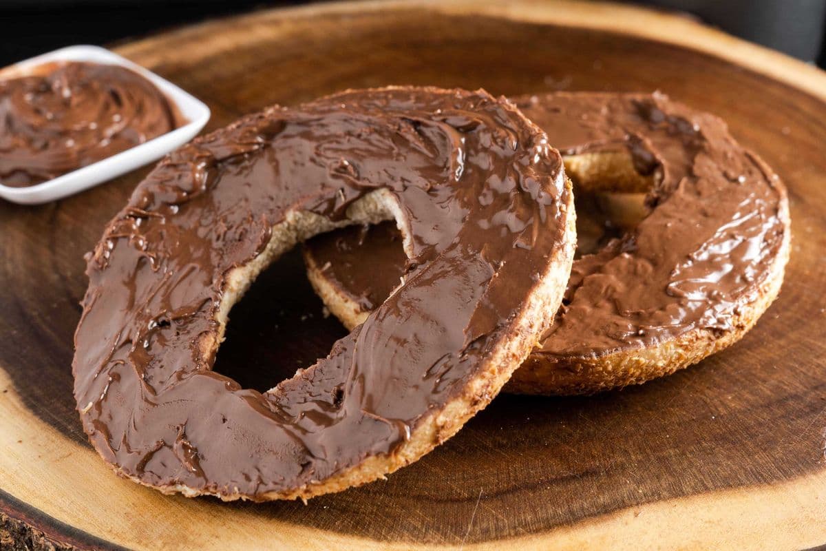 Bagel with Nutella