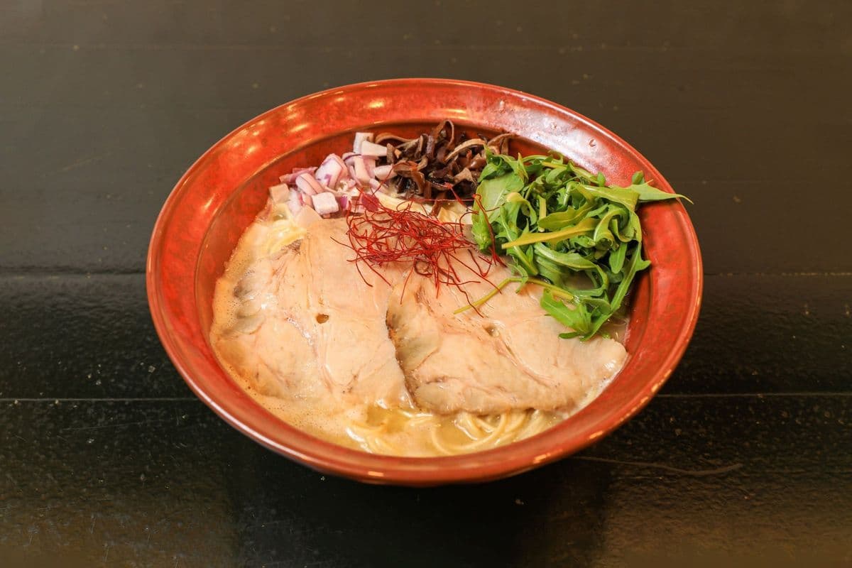 Rouge tori-paitan épicé
