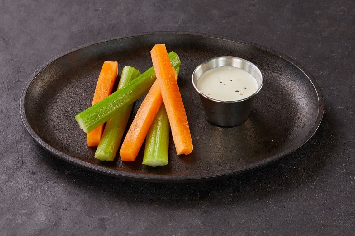 Carottes, Céleri et Vinaigrette / CARROTS, CELERY & DIP