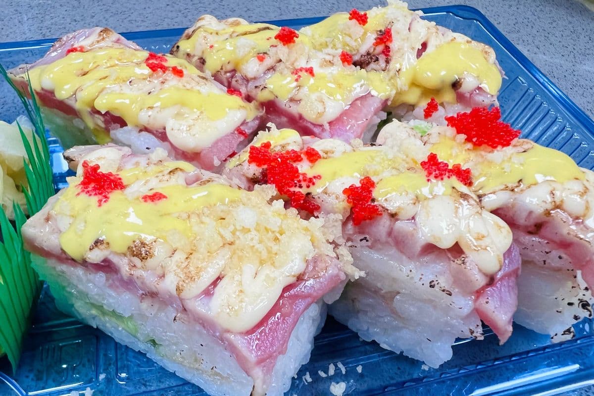 Red Tuna Pressed sushi (6 pcs)