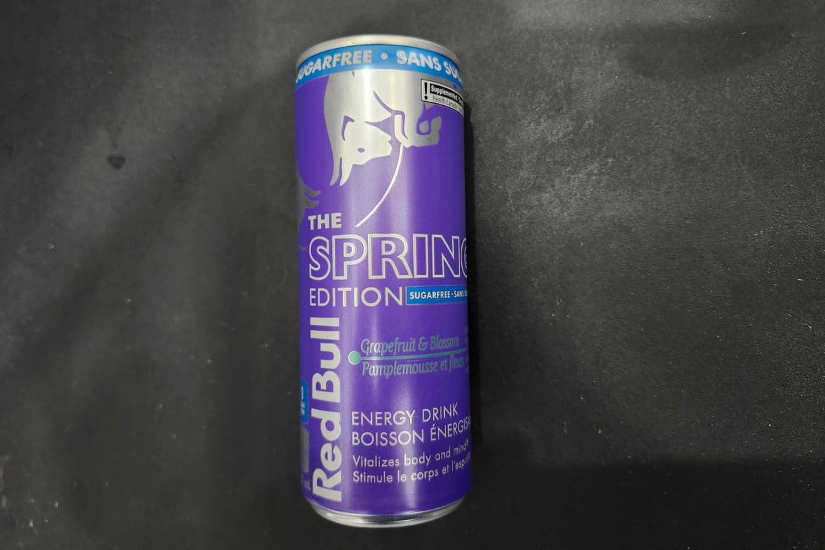 Red Bull Pamplemousse et Fleurs sans sucre / Red Bull Grapefruit & Blossom without Sugar (Spring Edition)
