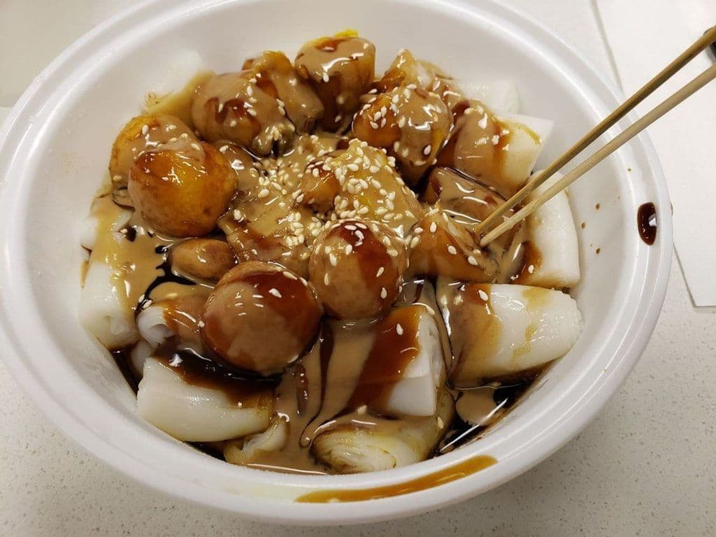 H.K. Style Rice Roll 港式腸粉撈 - O