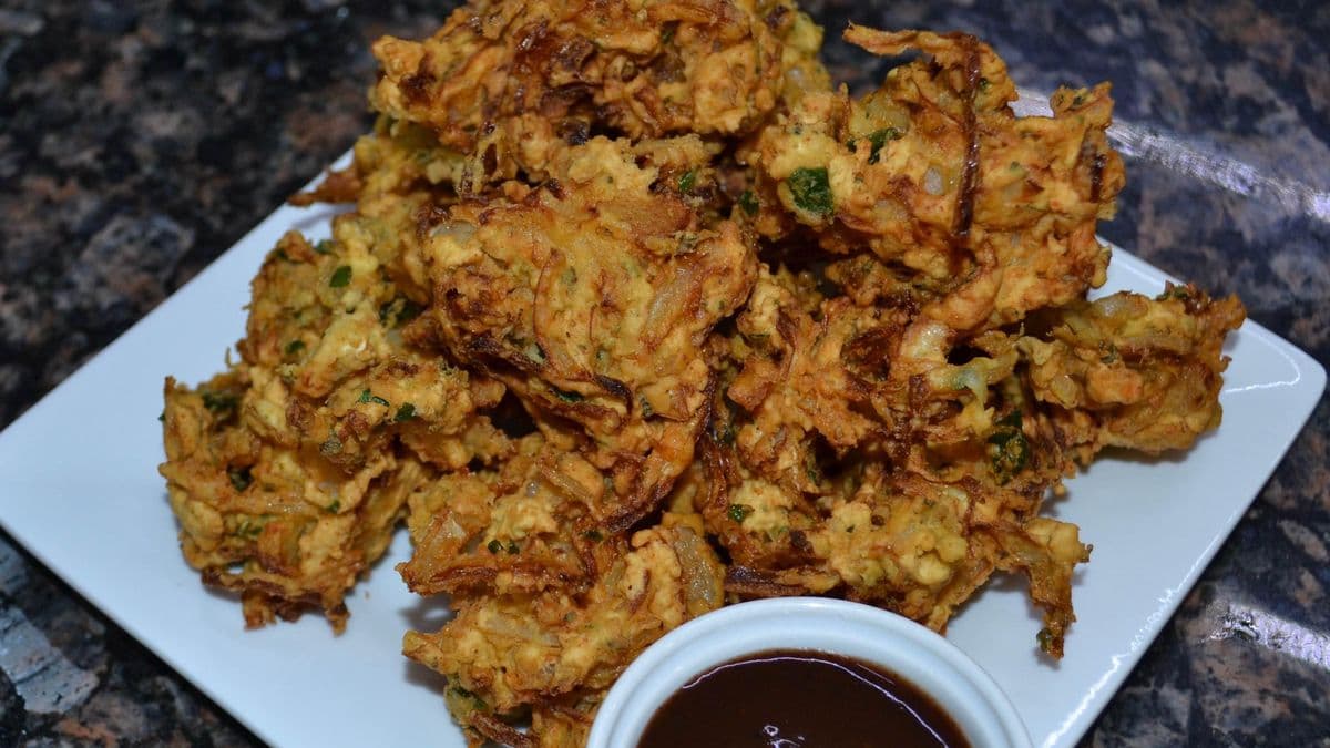 Onion Bhaji (8 pcs)