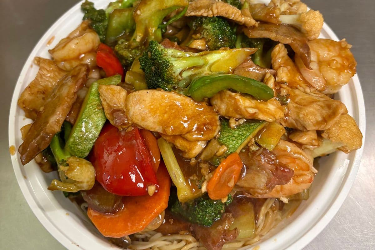 G1. Cantonese-Style Chow Mein