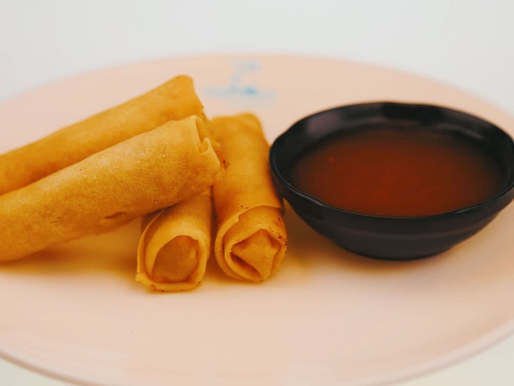 1.Spring Rolls (4pcs)