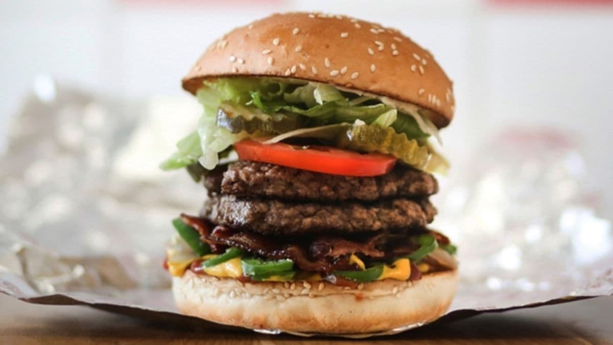 Hamburger avec bacon / Bacon Burger (régulier / Regular)