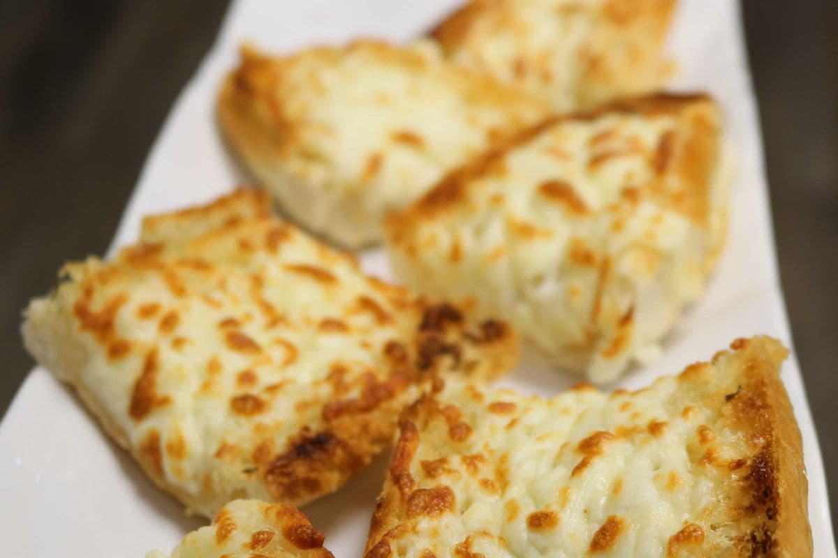 Garlic Bread with Cheese