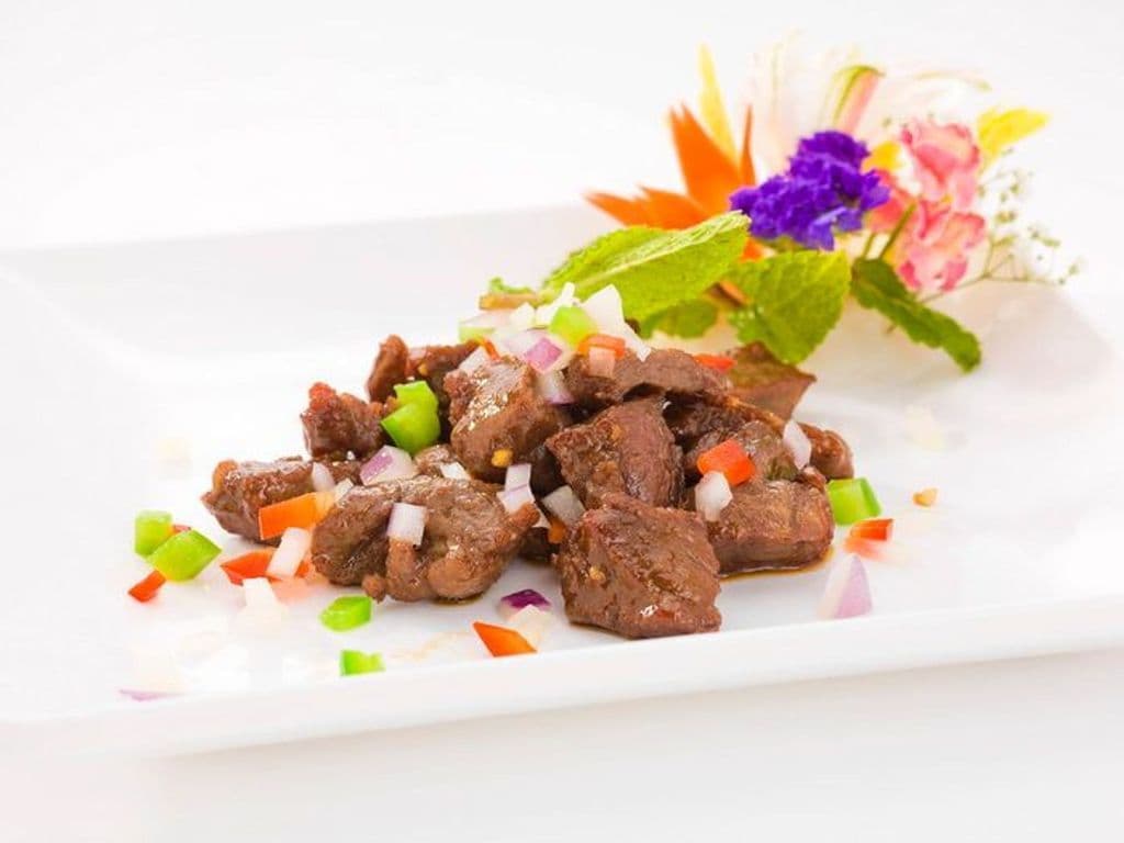 203. Stir Frd Beef Dice w/Garlic Sc