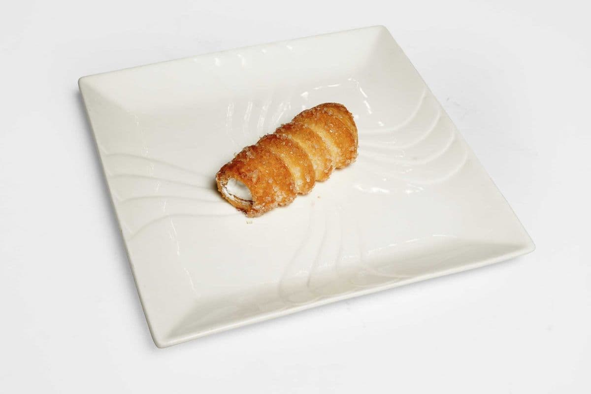 Cream roll
