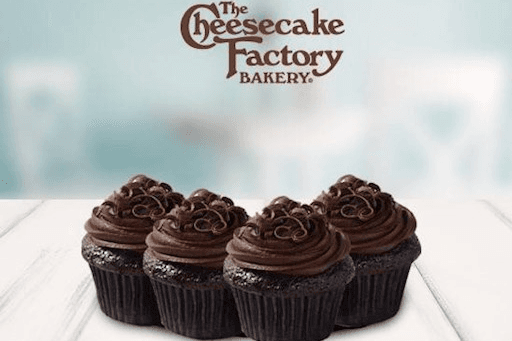 Blackout Cupcakes (4)
