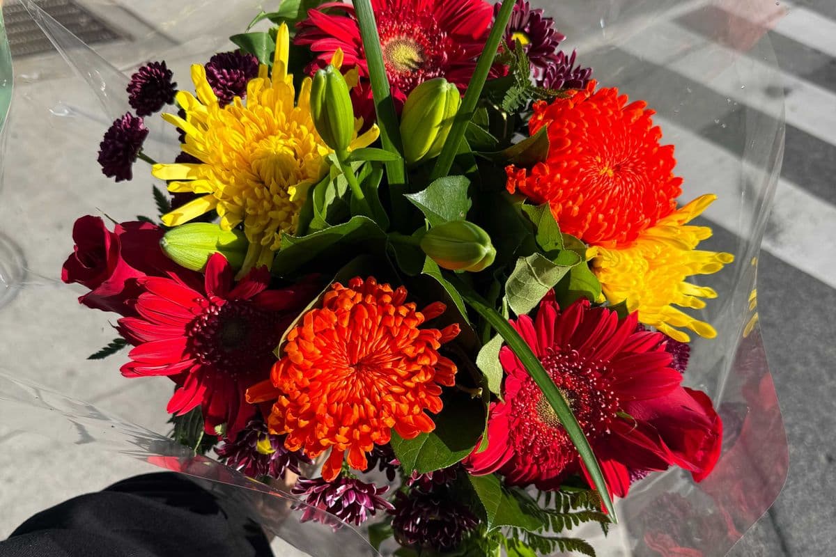 Autumn Mix Flower Bouquet - Jumbo