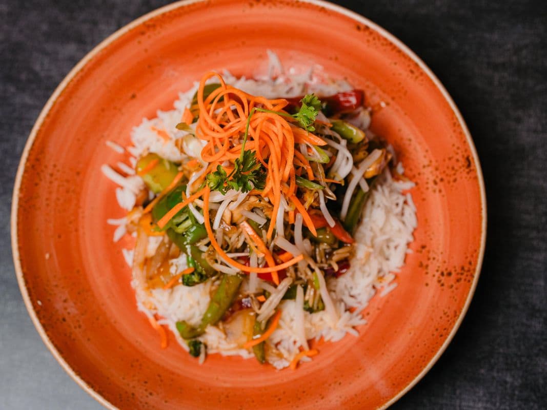 SPICY THAI CHICKEN STIR-FRY
