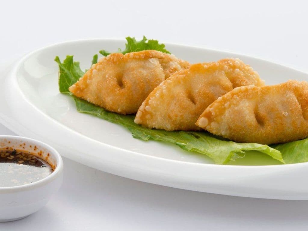 A08. Gyoza (6 Pcs)