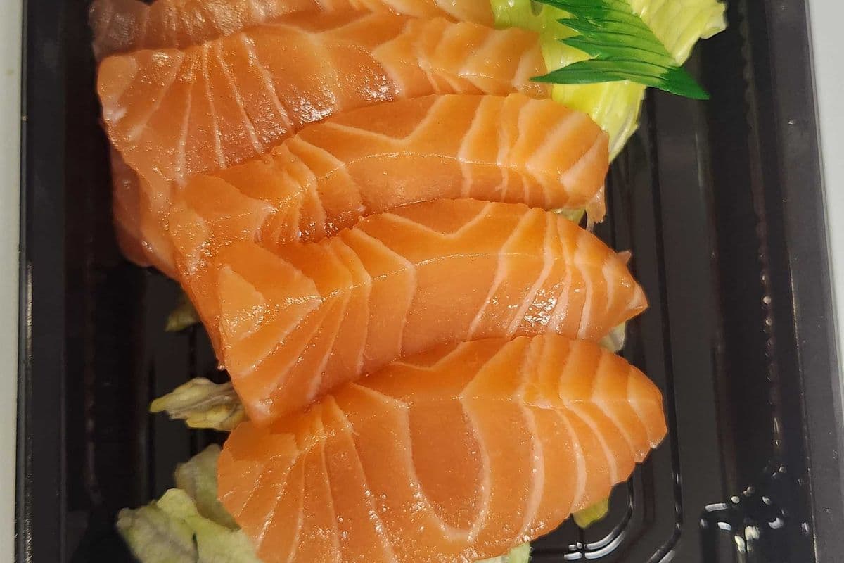 Salmon Sashimi (5 pcs)