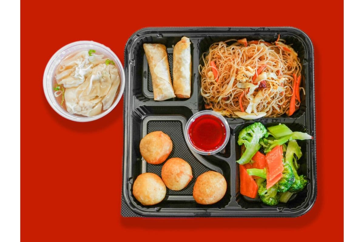 Q5 Chicken Ball Bento