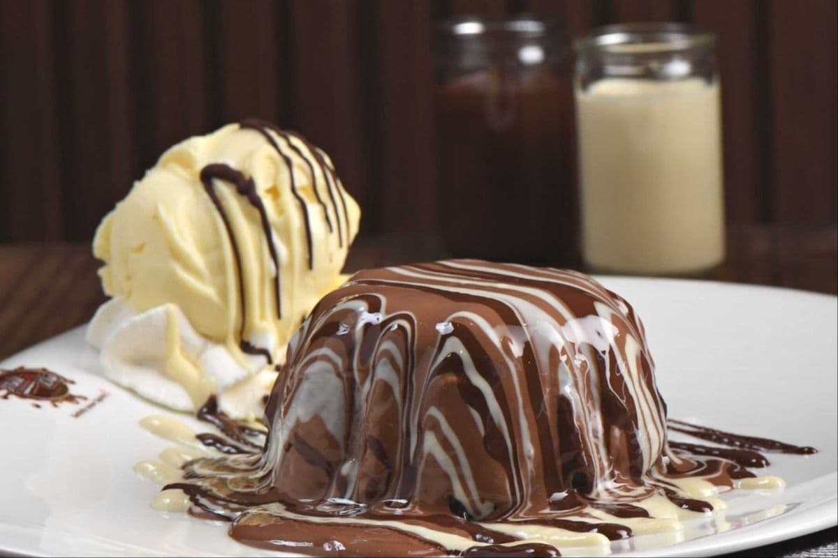 Lava Cake (Volcano Cake)