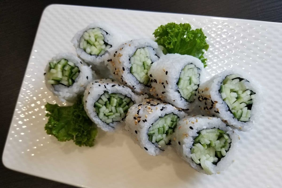 Cucumber Roll (8pcs)
