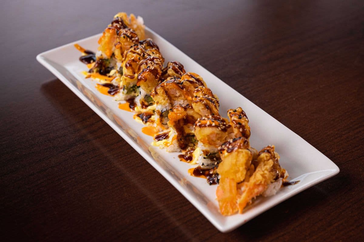 Everest Killer Roll (8 pcs)