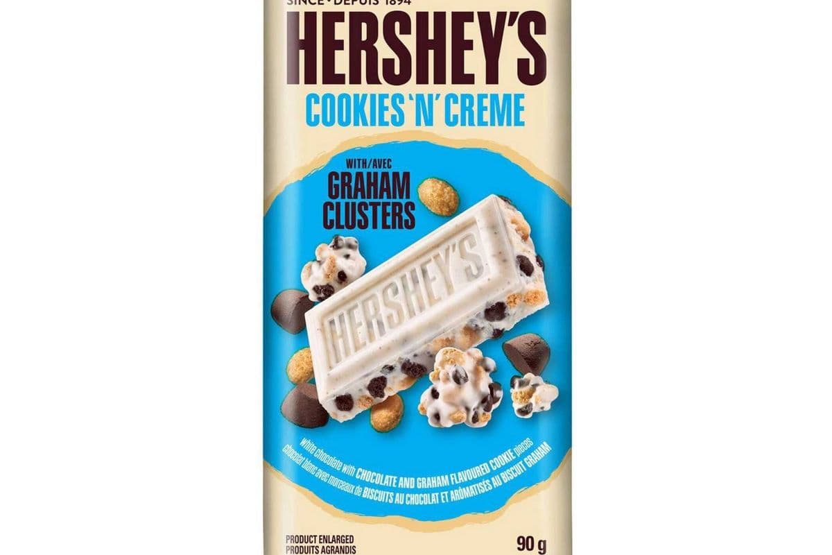 Hershey's Cookies 'n' creme (90g) (240 Cal)