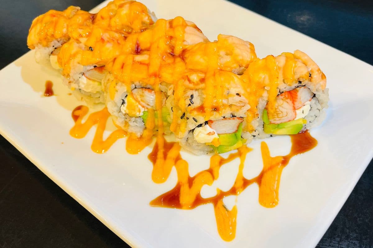 H13. Baked Salmon Roll (8 pcs)