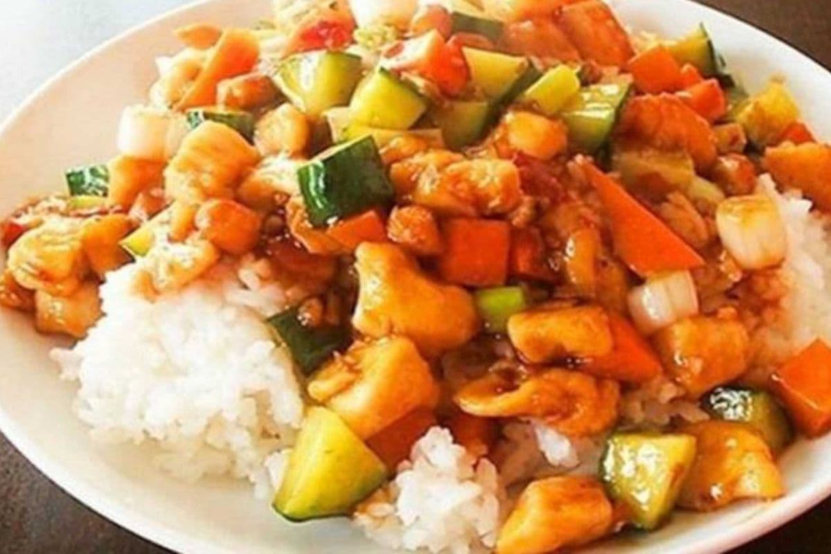 吃嘛嘛香宫保鸡丁盖饭 Kung Pao Chicken Rice Bowl