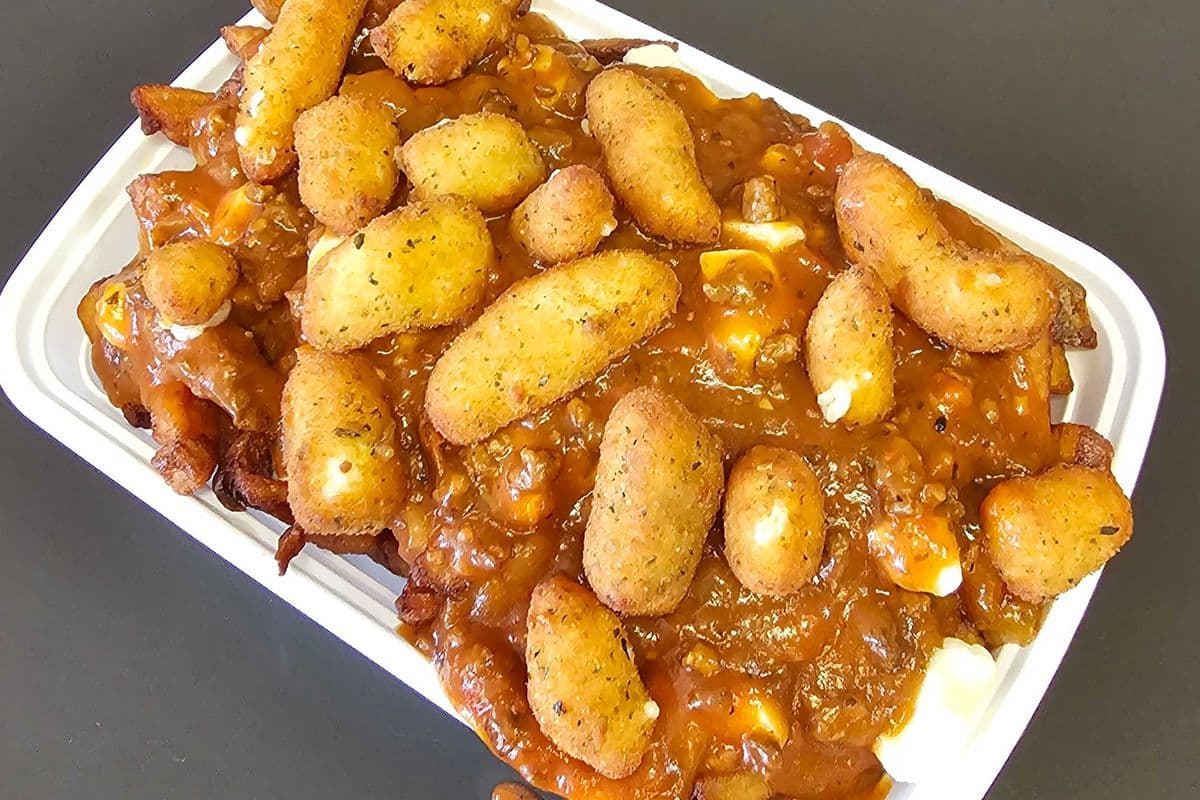 Pop Curds Italian Poutine