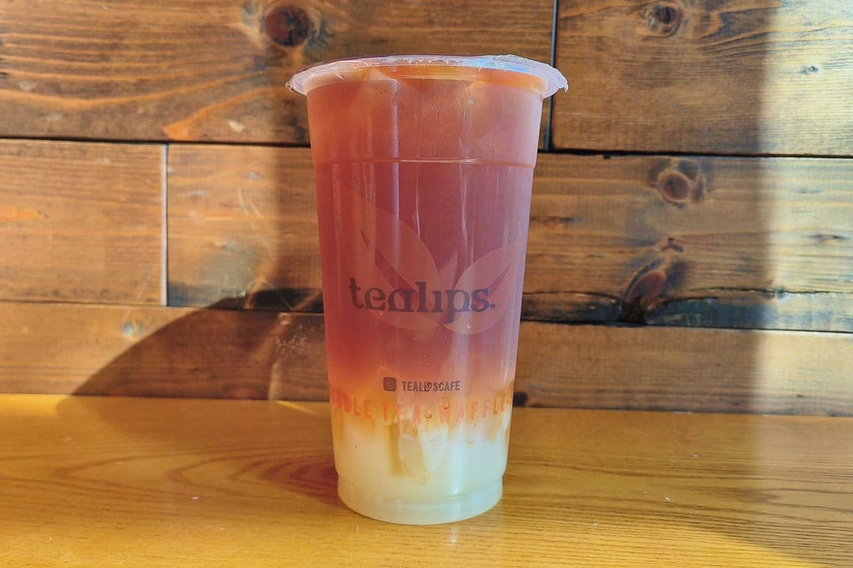 Yakult Black Tea