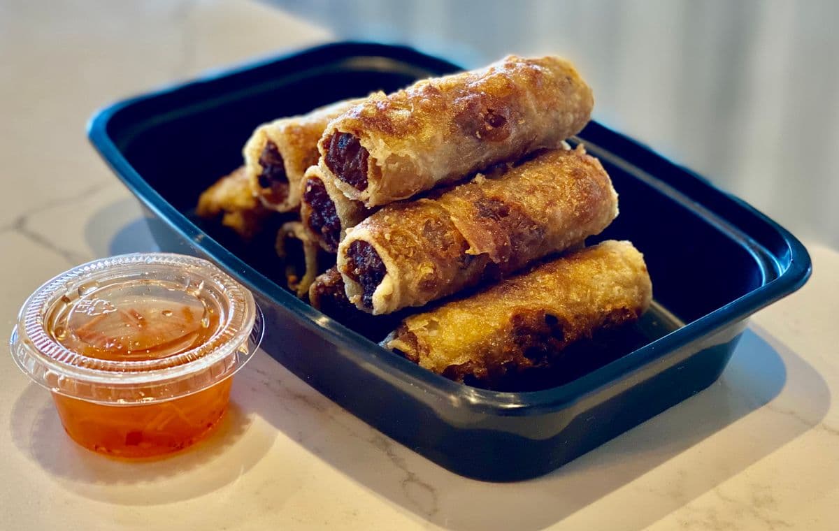 Spring Rolls (8 pcs)