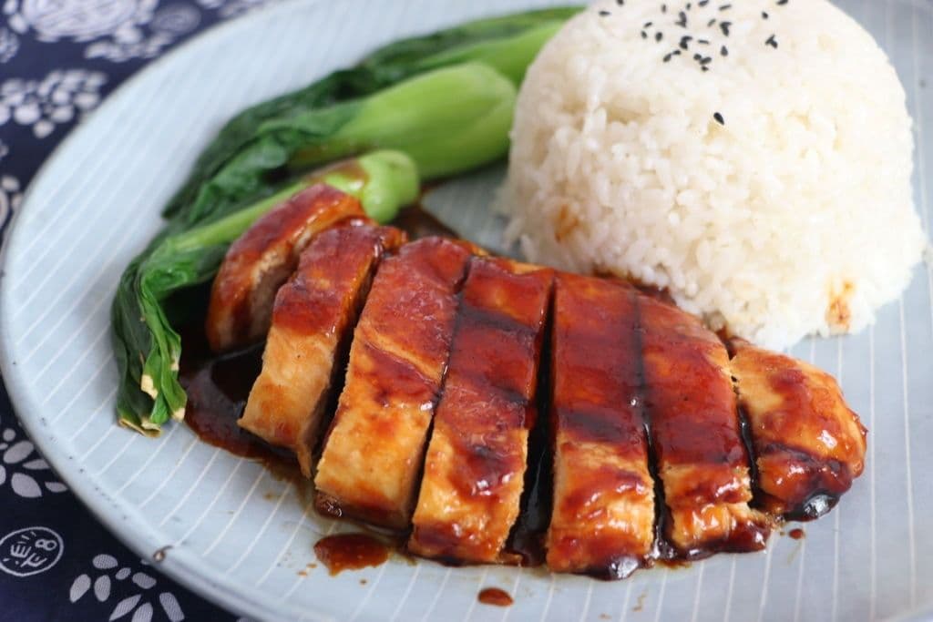 Pan Fried Chicken with Rice 香煎鸡扒饭