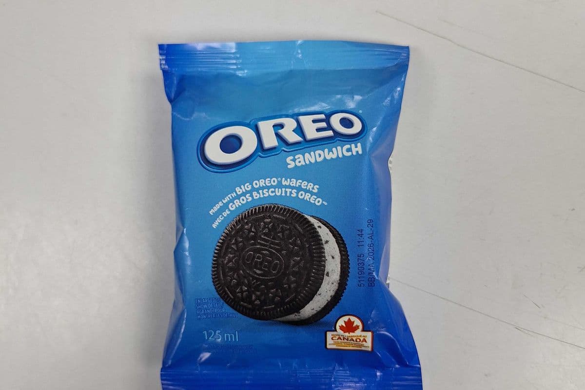 Oreo Ice Cream Sandwich (125 ml) - $ 3.49