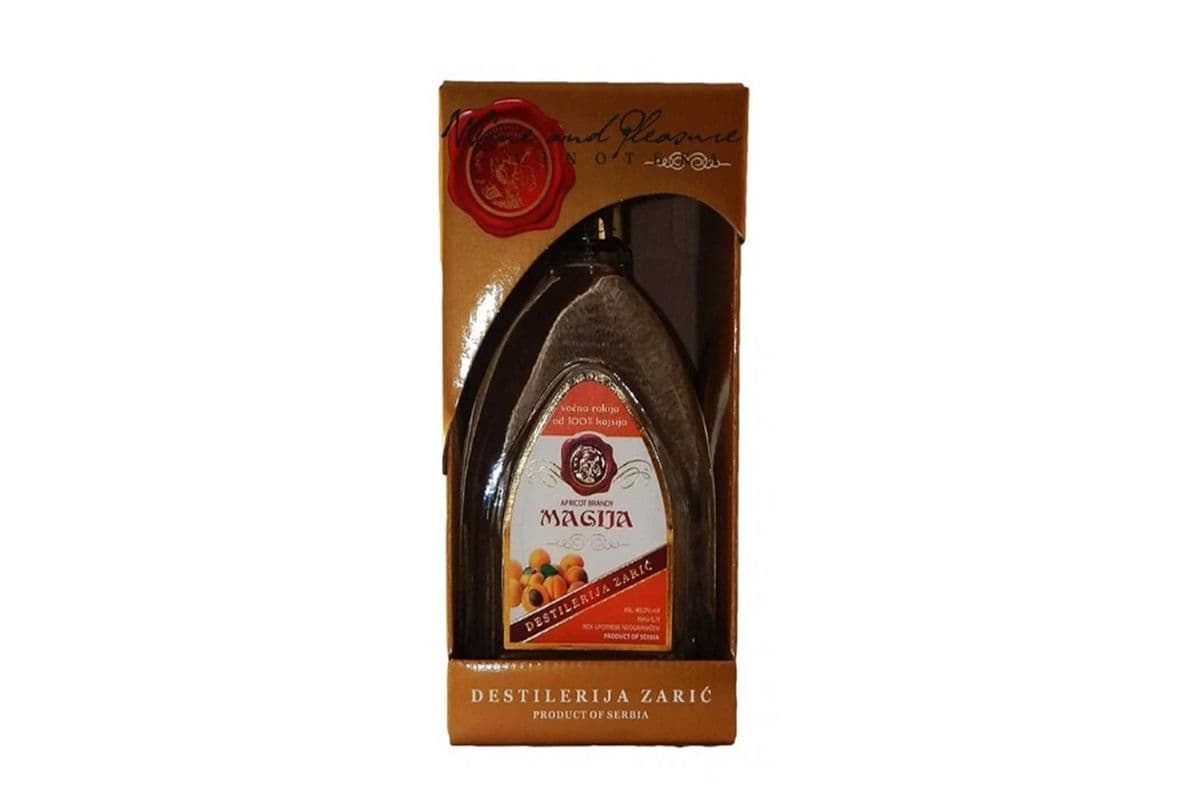 MAGIJA APRICOT BRANDY 750 ML (1 x 700 ML)