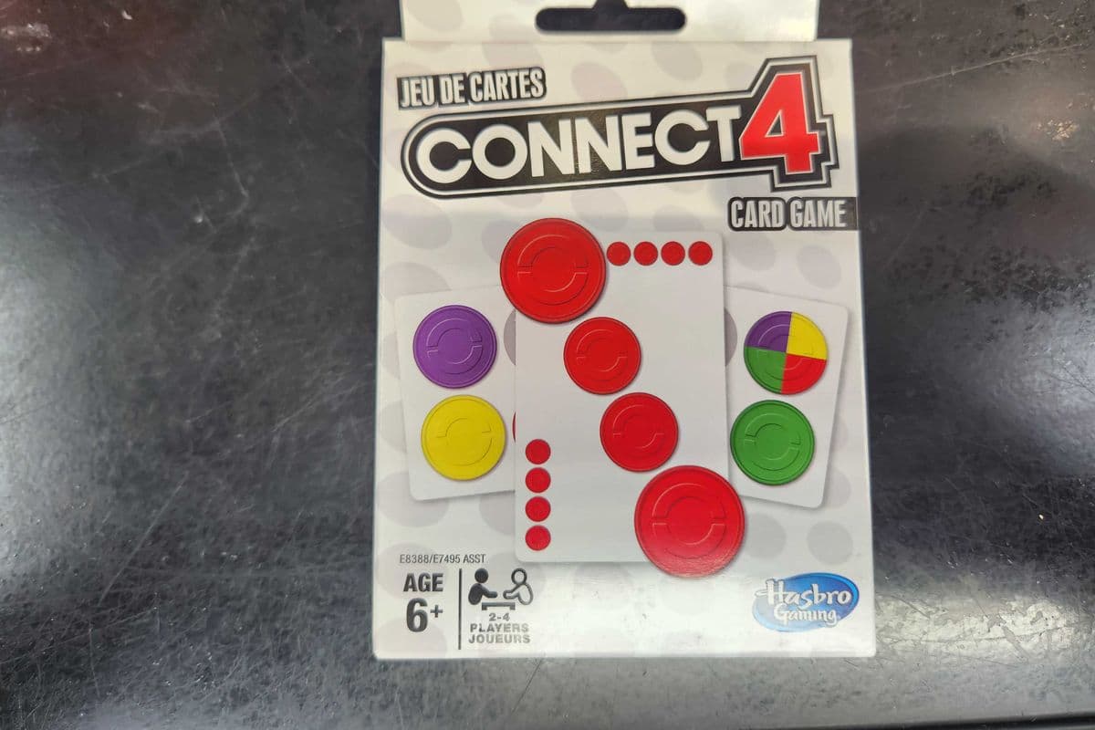Connect4 card game - jeu de cartes