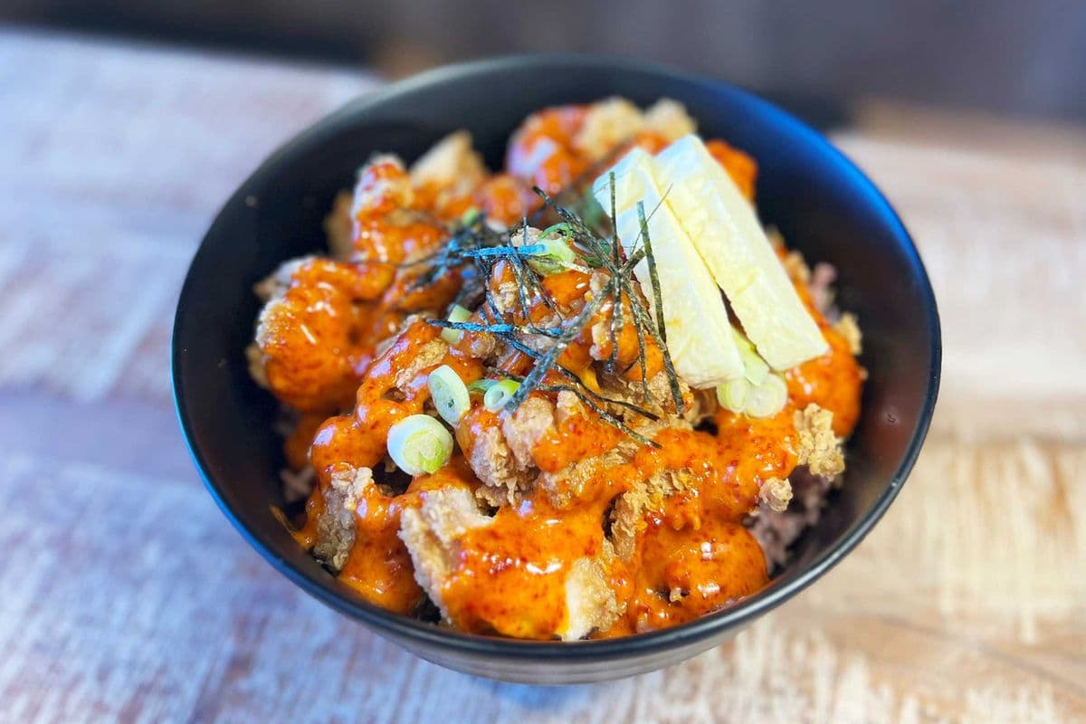 Gochujang Mayo Chicken Rice Bowl