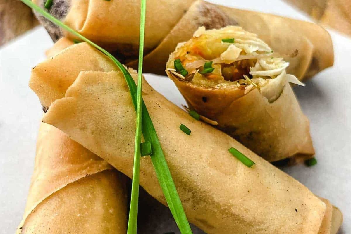 03. Veggie Spring Rolls (2pcs)