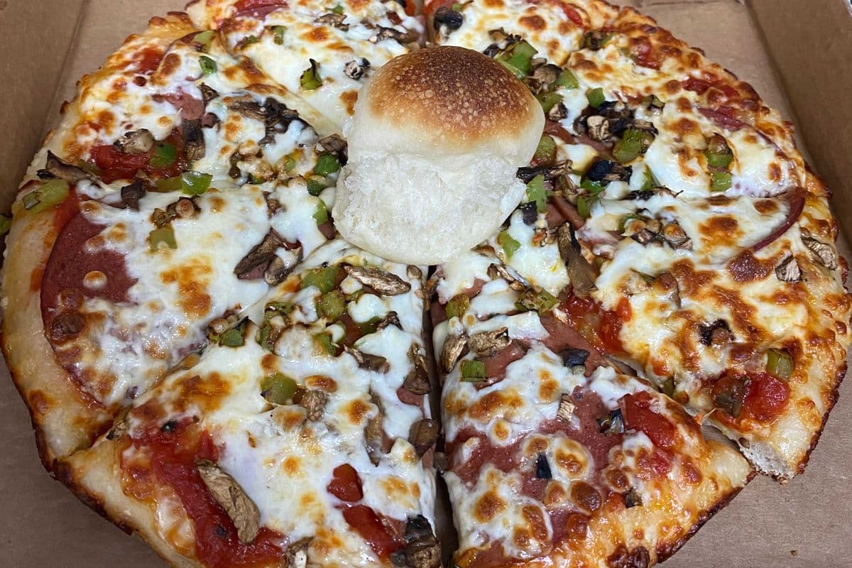 16. 10" Pepperoni, Green Pepper, and Mushroom Pizza