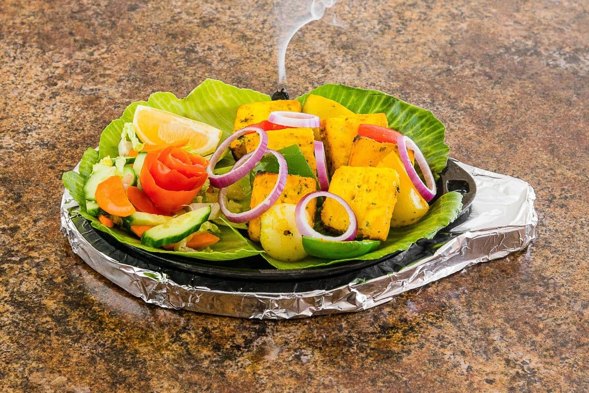 Tandoori Paneer Tikka (6 Pcs)