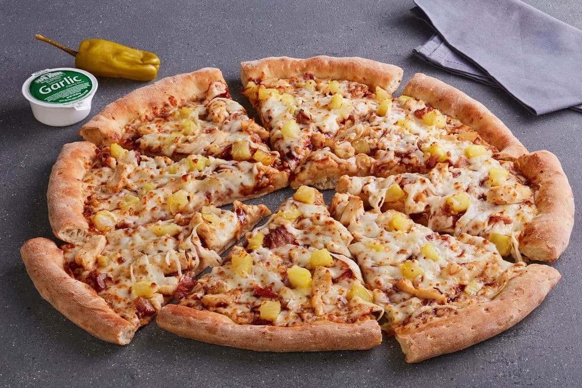 X-Large Hawaiian BBQ Chicken Pizza