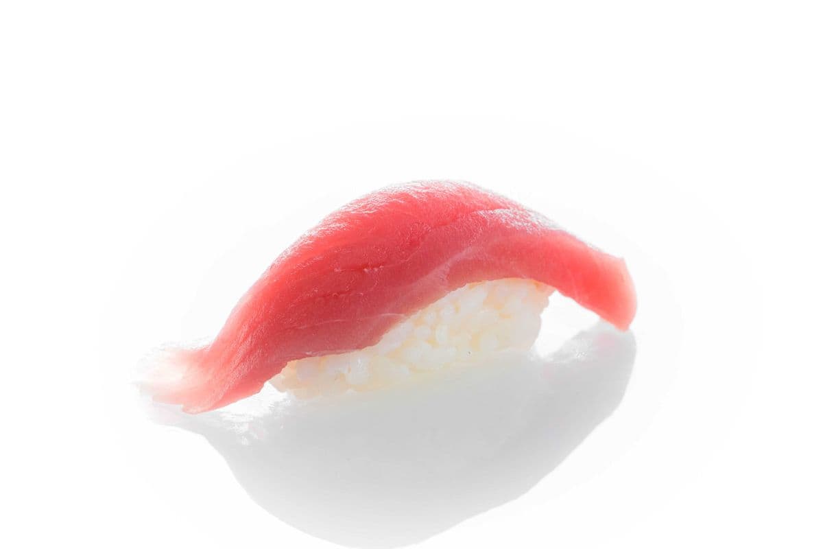 Nigiri Maguro (1 Mc) / Maguro Nigiri (1 Pc)
