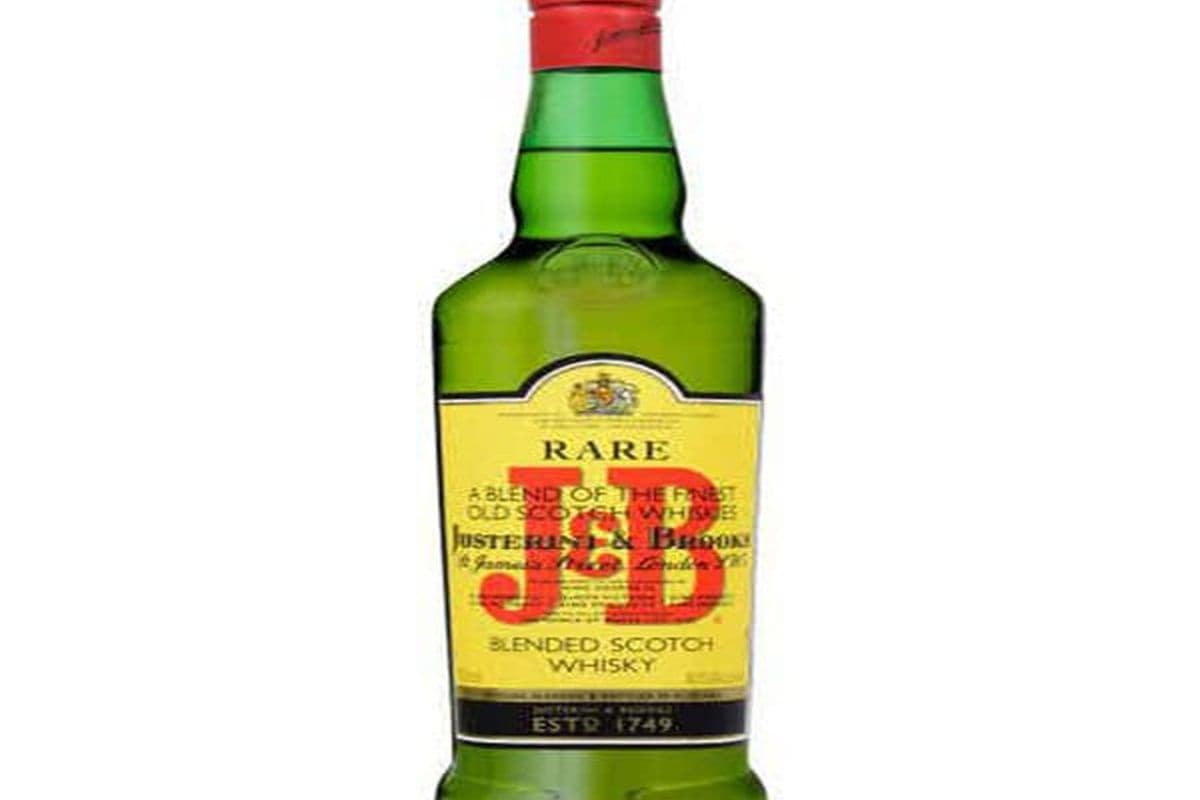 J&B Rare Blended Whisky (1 x 750 ml)