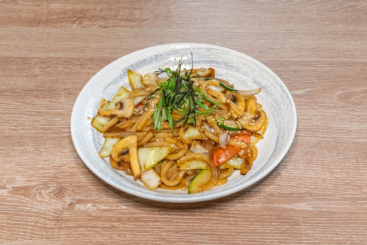 24. Vege Yakiudon 볶음 우동