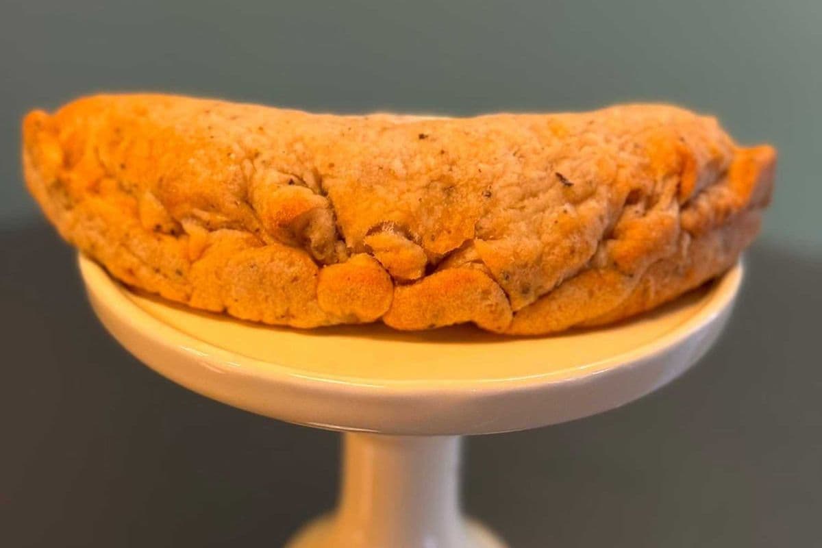 Pepperoni Calzone
