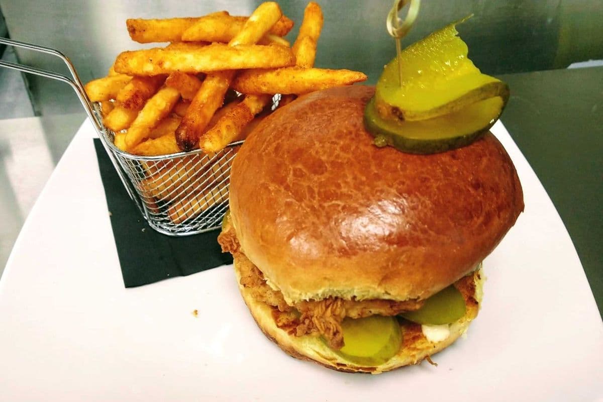 Buttermilk Fried Chicken Burger