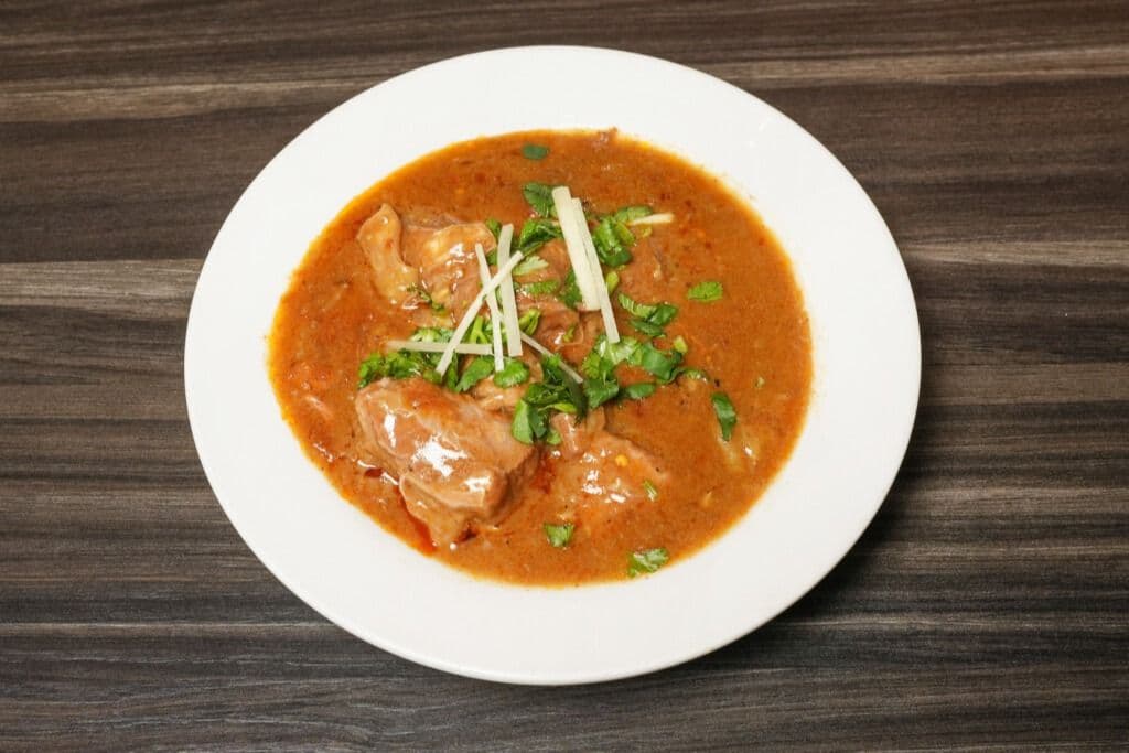 Beef Nihari + 2 Lacha Paratha Or Naan