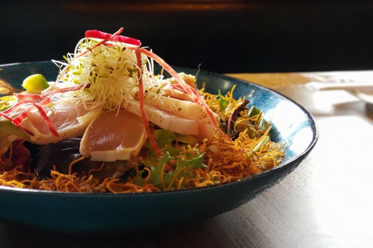 Tuna Tataki Salad