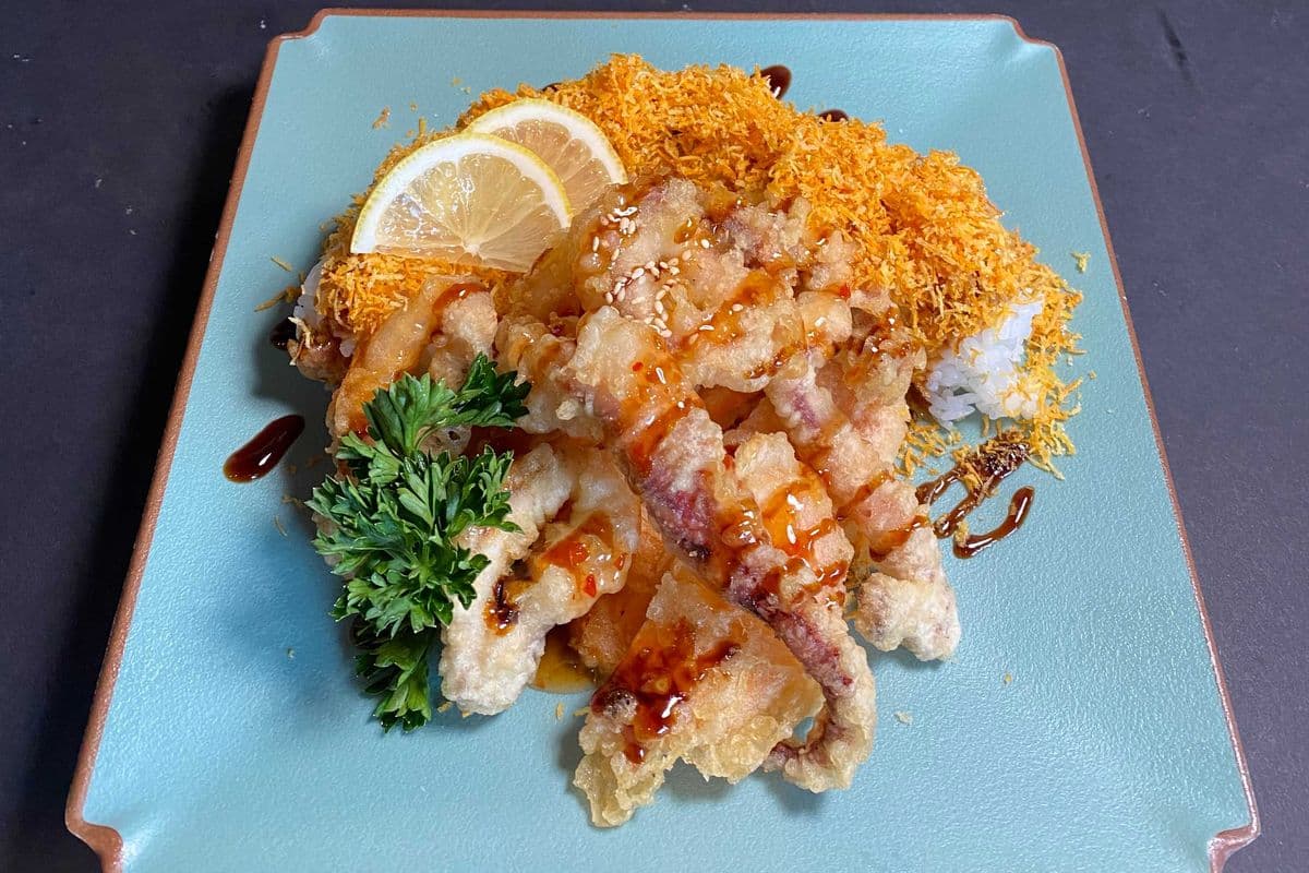 Calamari Roll (8 pcs)